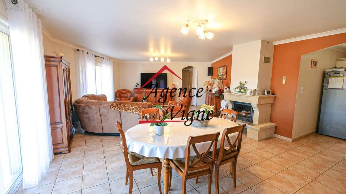 Maison à ROBIAC-ROCHESSADOULE