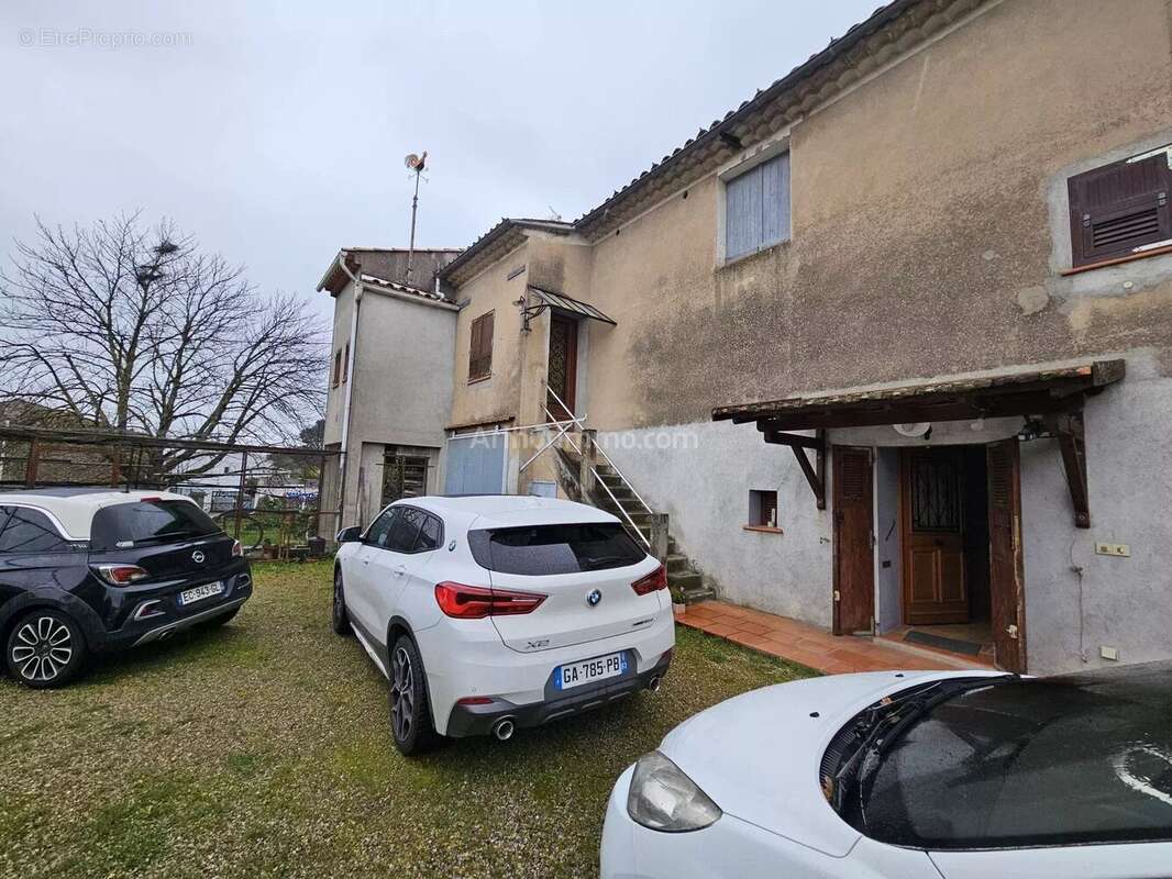 Maison à LA MOTTE