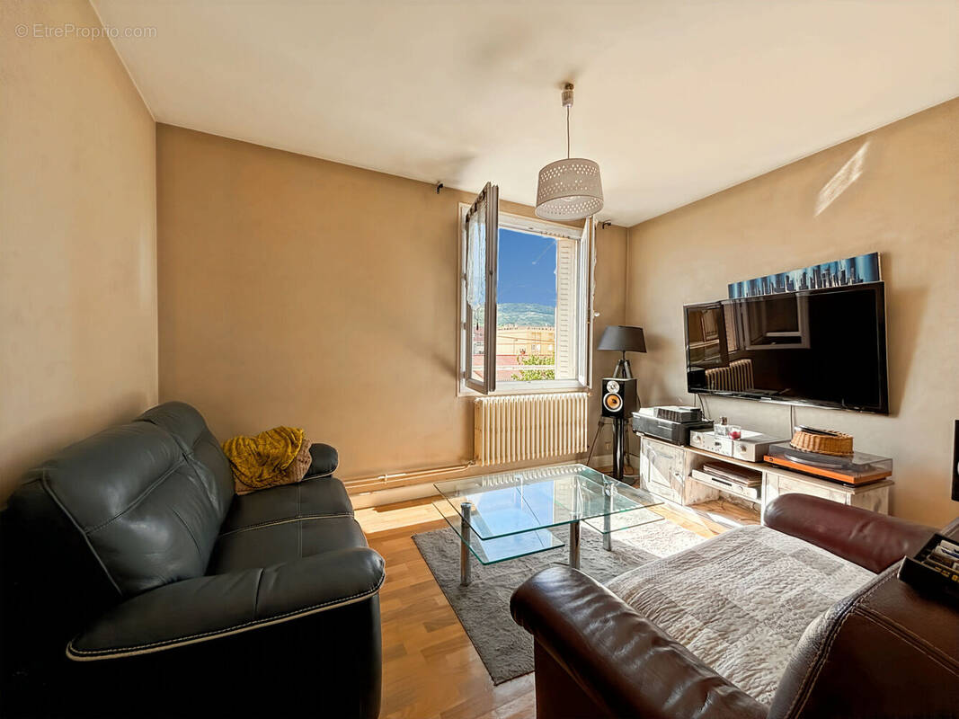 Photo 1 - Appartement à CLERMONT-FERRAND