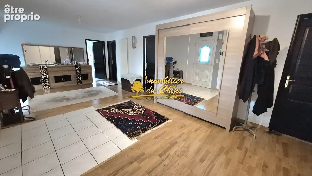 Maison 6 pièces 195 m² à vendre à Luxeuil-Les-Bains (70300) - photo 2
