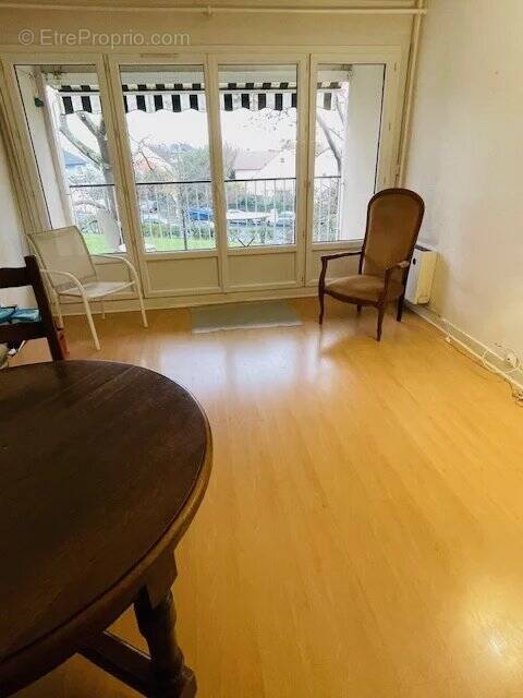 Appartement à CHENNEVIERES-SUR-MARNE