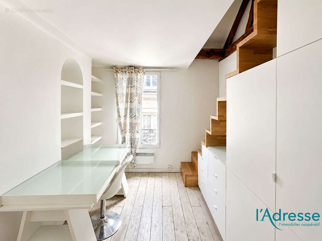 Appartement à PARIS-11E