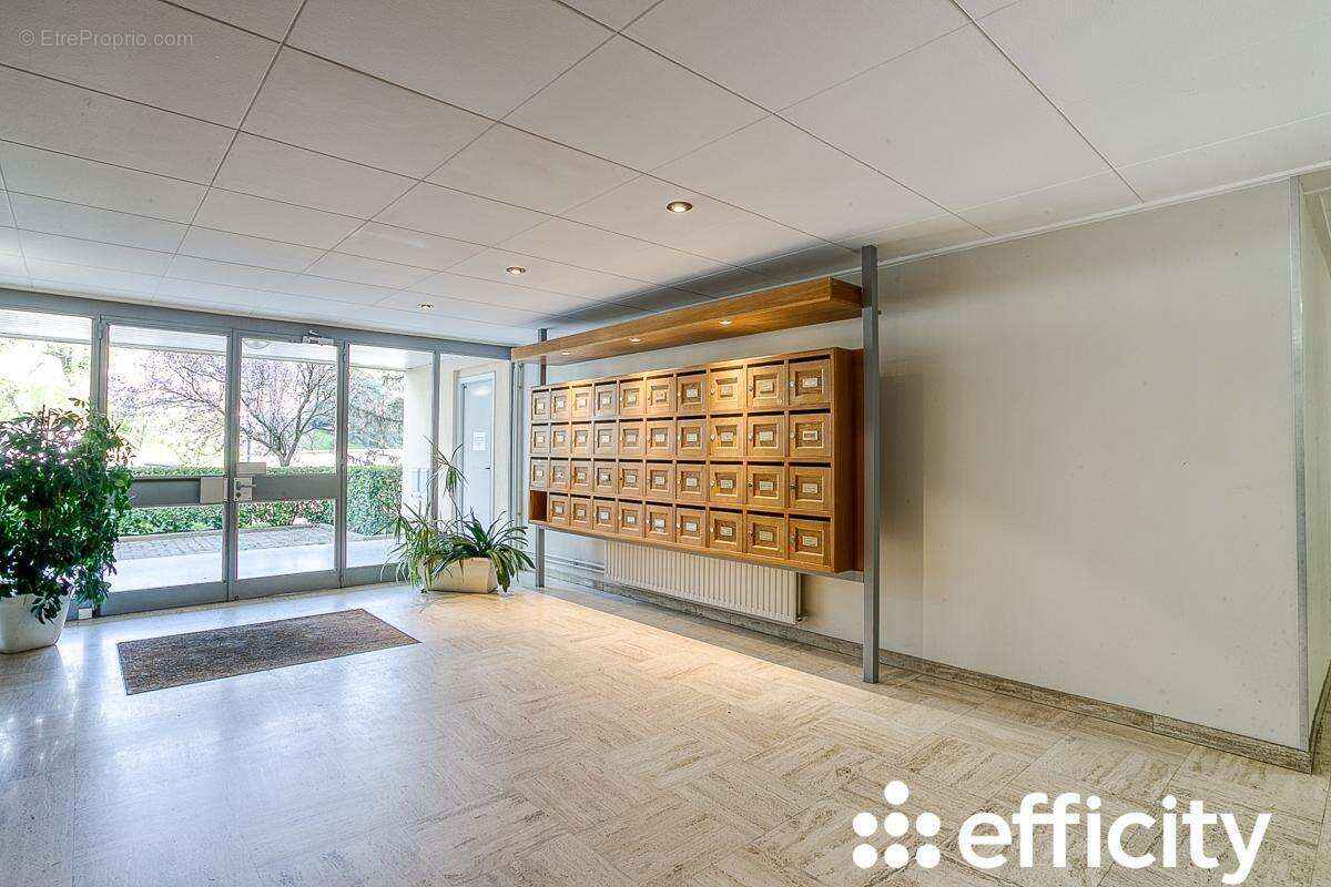 Appartement à SAINTE-FOY-LES-LYON