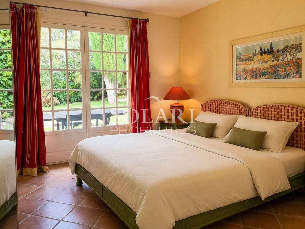 Maison à THEOULE-SUR-MER