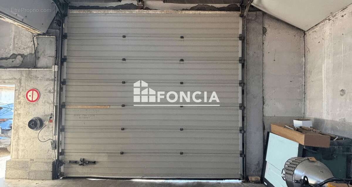 Le Coteau Dépot de 300 m2 env transfomable en habitation - photo 3