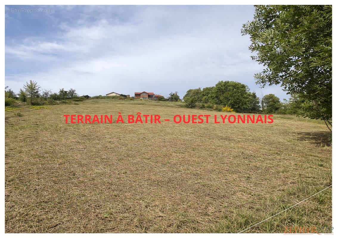Terrain à CHEVINAY