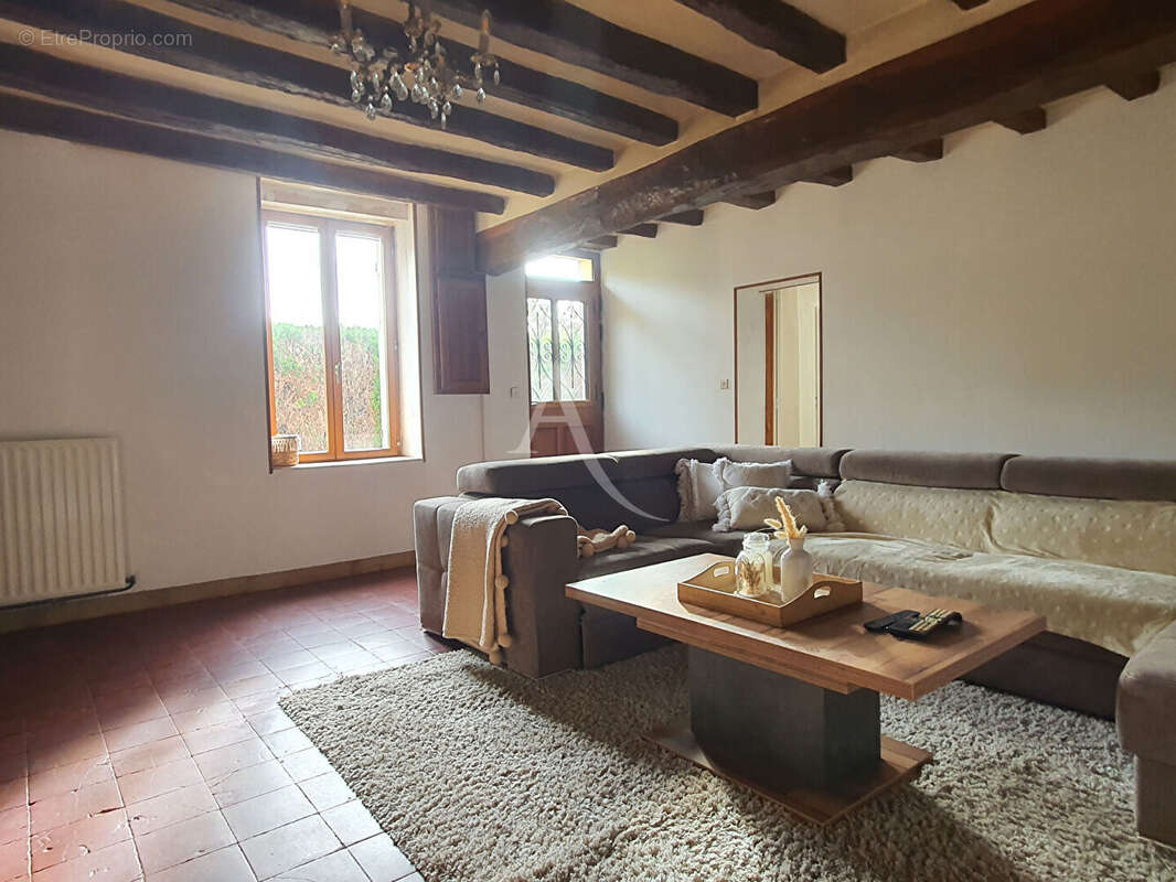 Maison à NOYERS-SUR-CHER