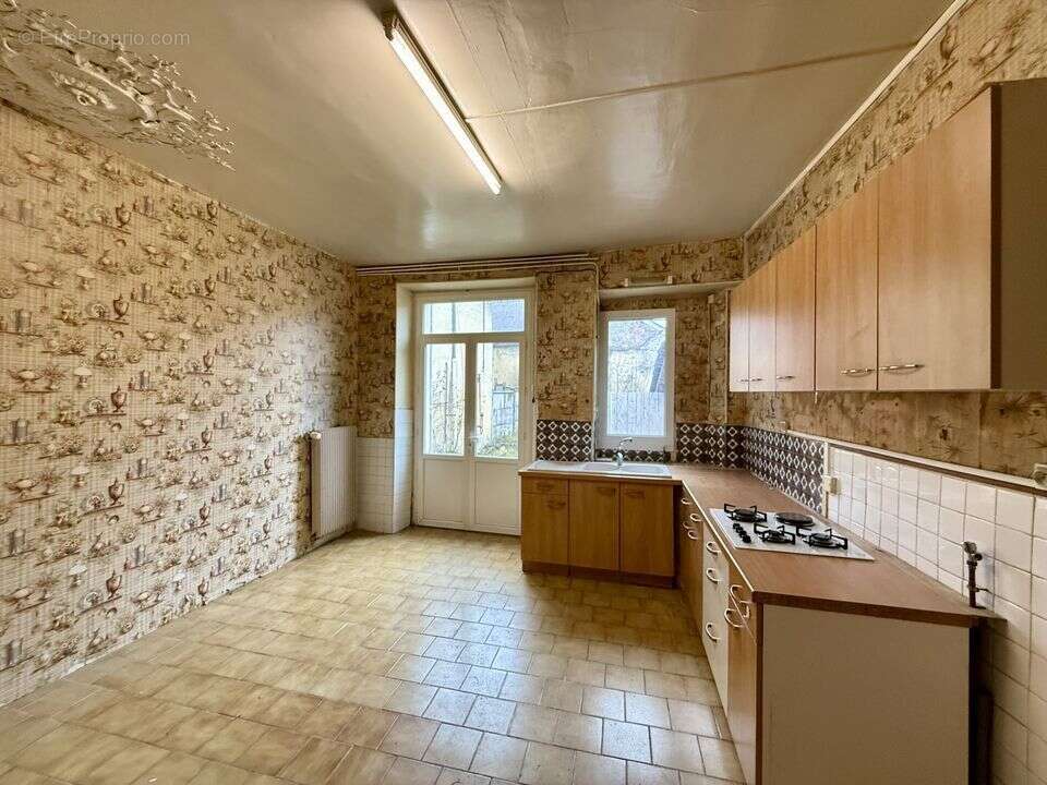 Maison à DONNEMARIE-DONTILLY