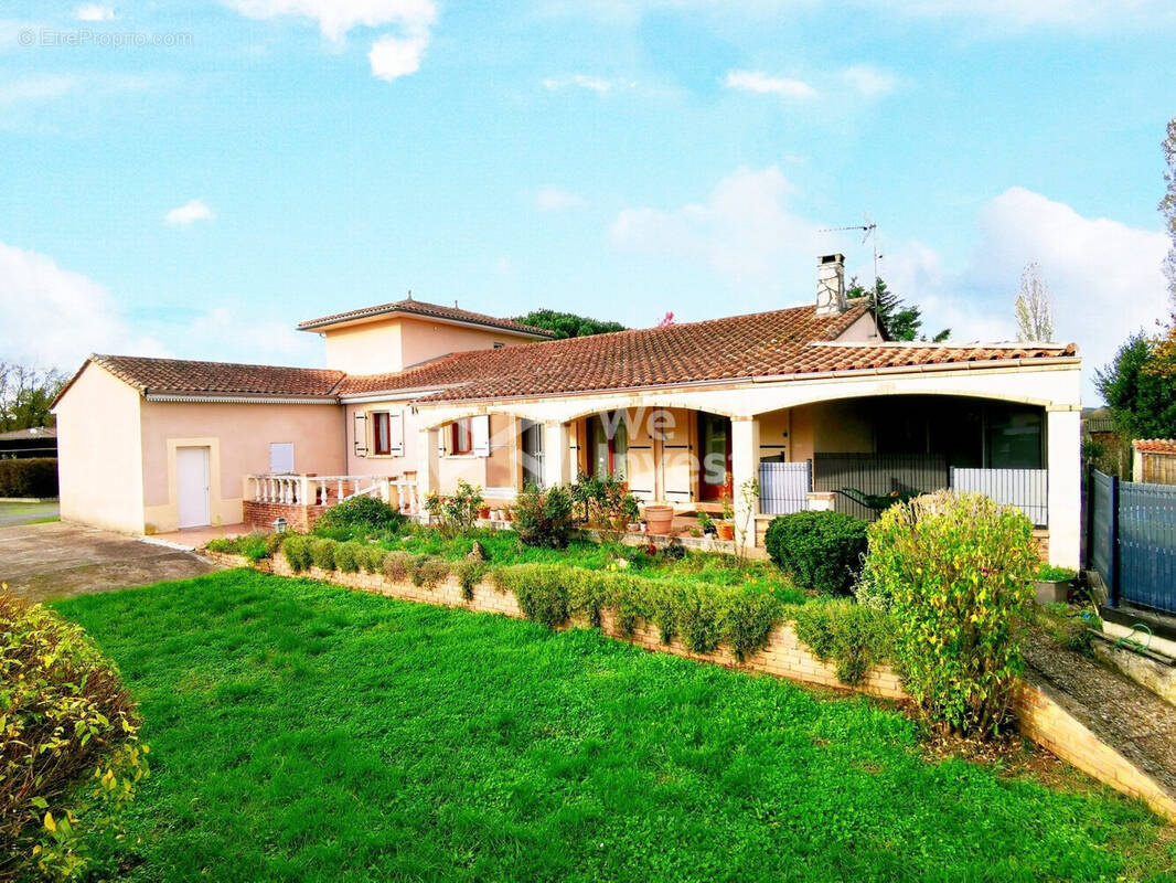 Maison à SAINTE-TERRE