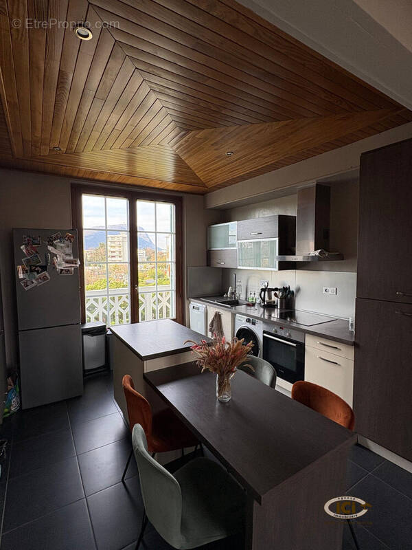 Appartement à VILLE-LA-GRAND