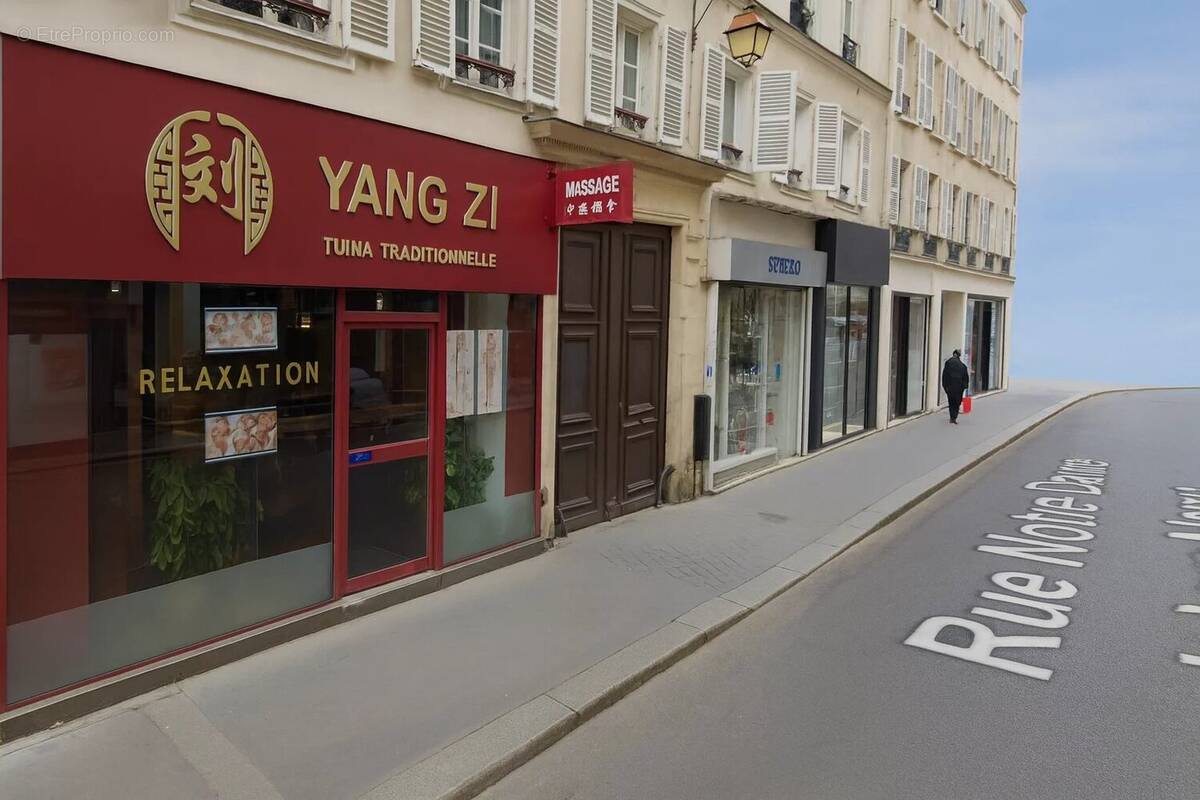 Appartement à PARIS-3E