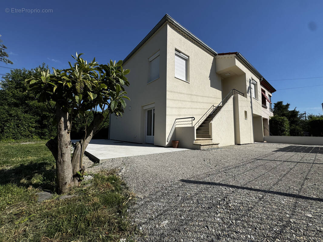 Maison à BOURG-LES-VALENCE