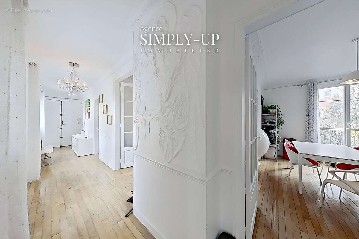 Appartement à PARIS-20E