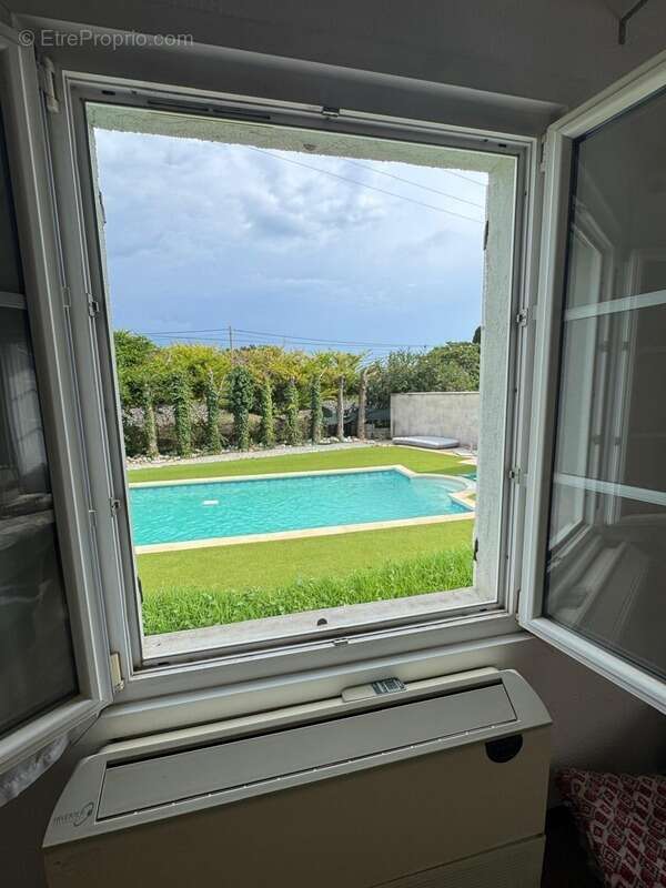 Vente Maison de Plain-Pied T5-4 avec Piscine et Garages – Peyruis (04) - photo 17