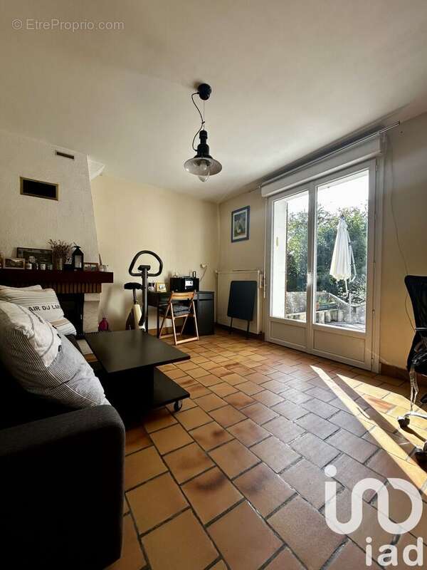 Photo 4 - Maison à LA CHAPELLE-SAINT-MESMIN