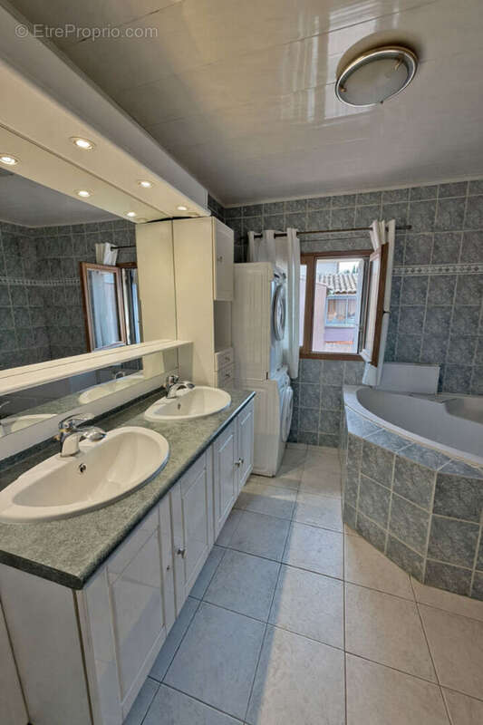 Maison à TRETS