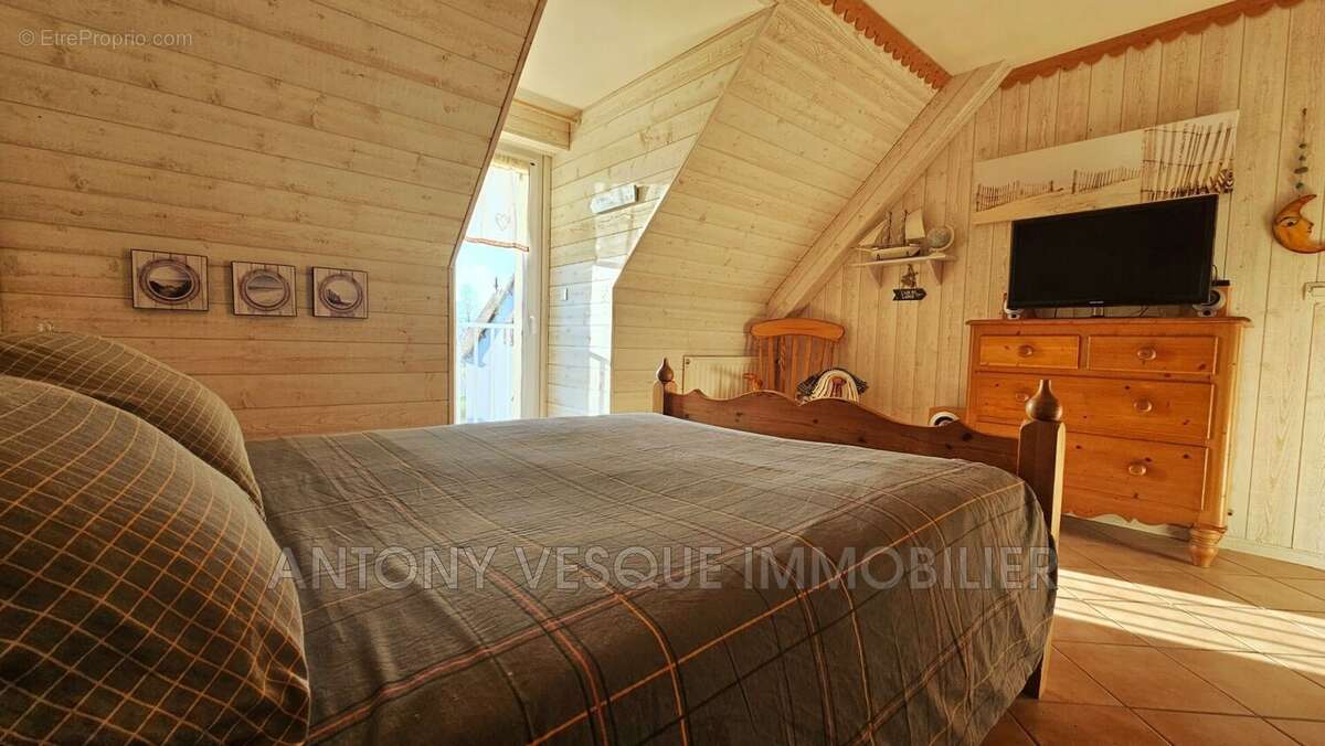 Maison à AGON-COUTAINVILLE