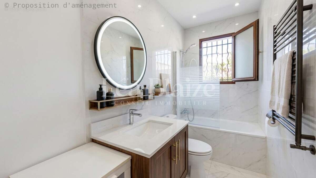 Maison à SARTROUVILLE