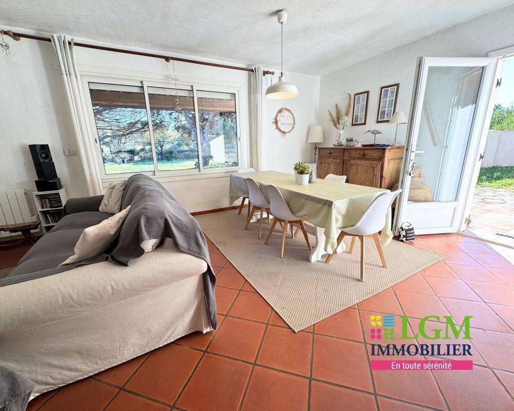 Maison à RAMATUELLE