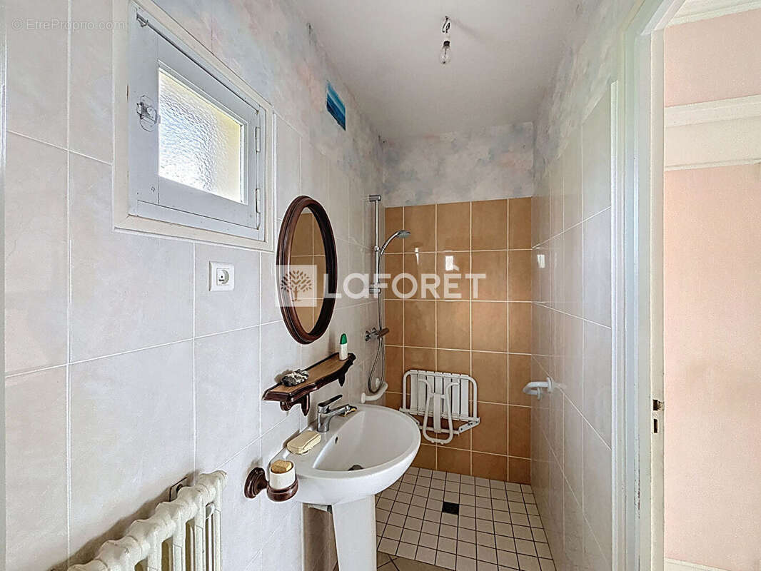 Maison à LA COULONCHE