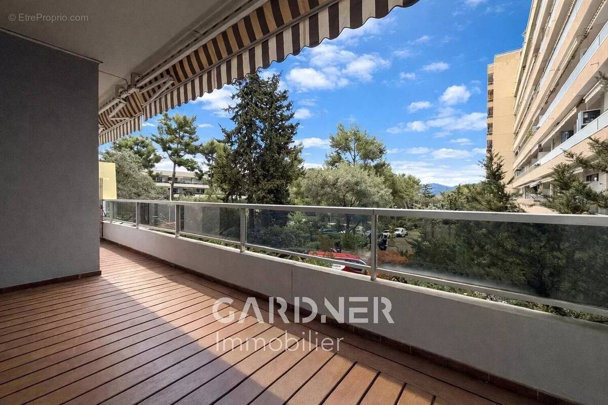 Appartement à MARSEILLE-8E