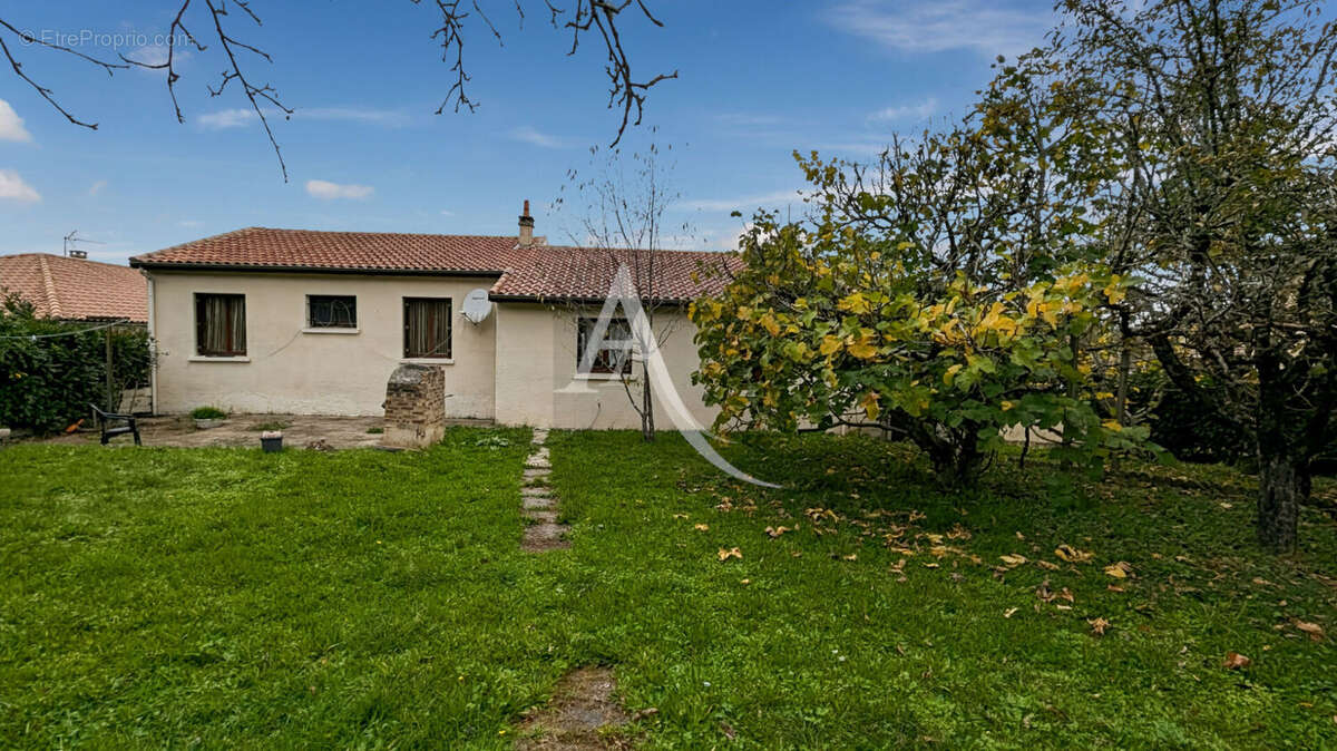 Maison familiale offrant de beaux volumes intérieurs - 5 chambres - 163 m2 - photo 18