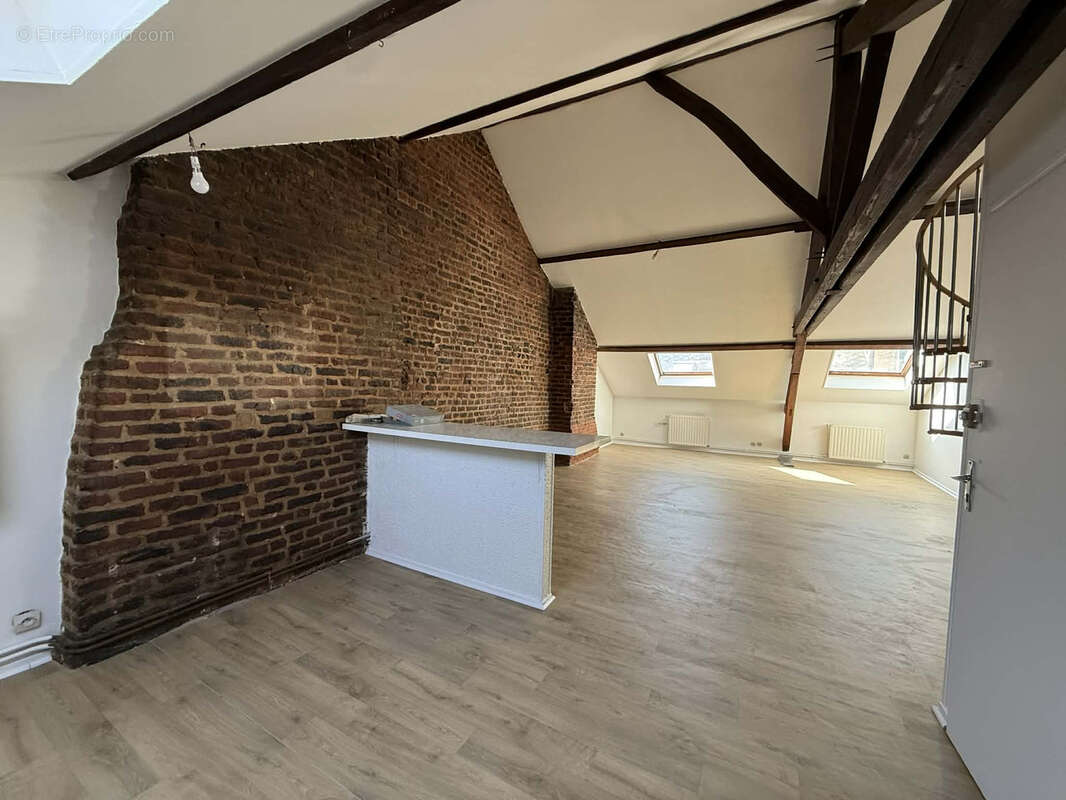 Appartement à CHARLEVILLE-MEZIERES