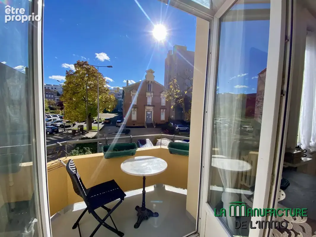Appartement f2 lumineux avec balcon / saint-etienne centre deux - photo 2