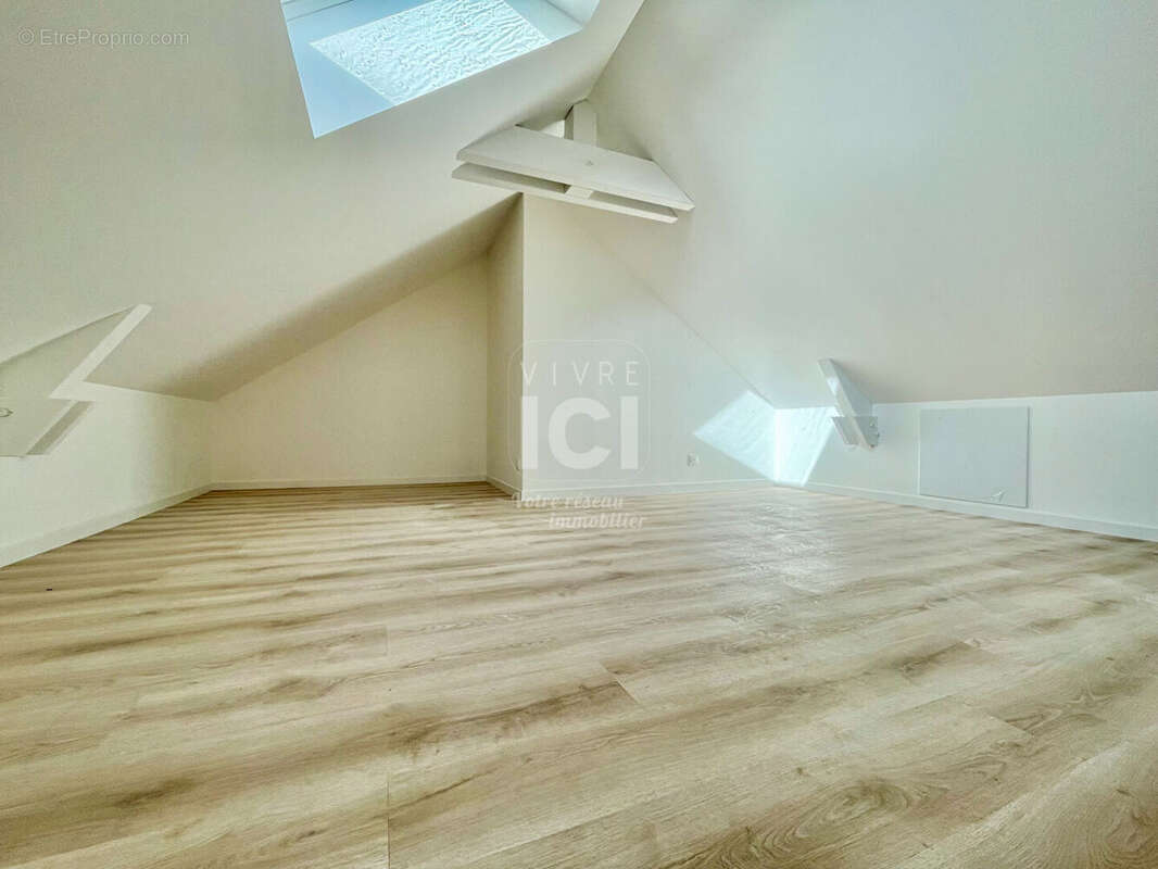Appartement à TREILLIERES