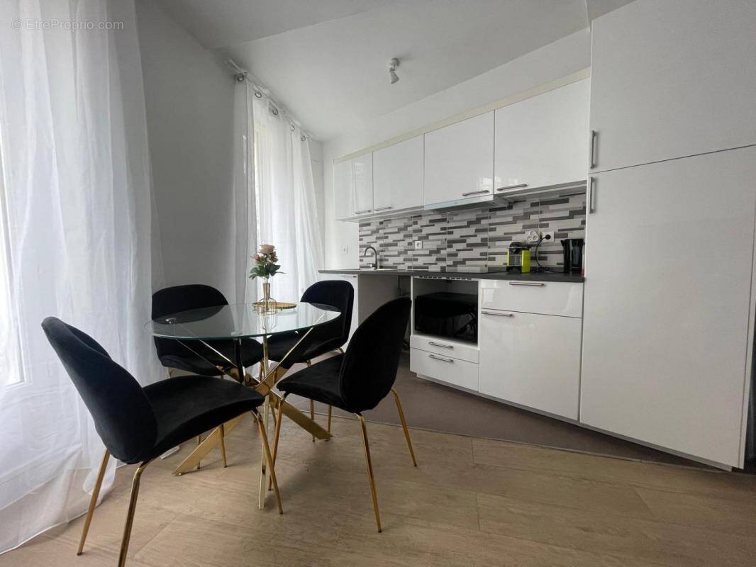 Appartement à SAINT-DENIS