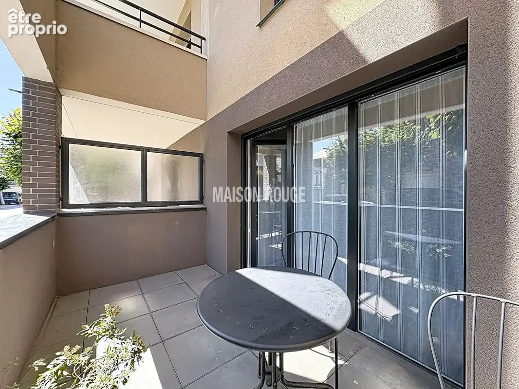 Appartement T2  avec terrasse et parking  à Dinard, proche marché et plages - photo 14