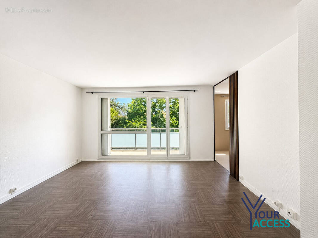 Appartement à GRIGNY