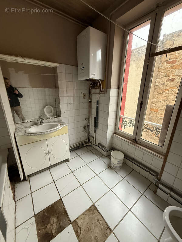 Autre à VICHY