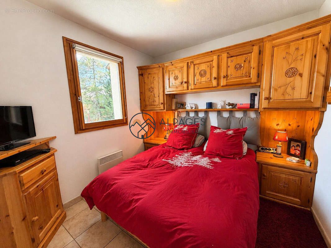 Appartement 40 m² à Vars  - photo 2