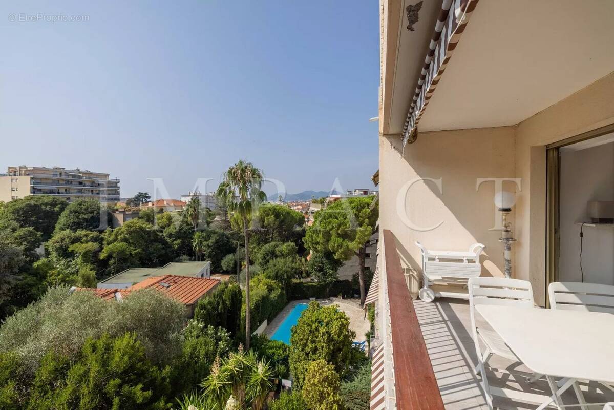 Appartement à CANNES