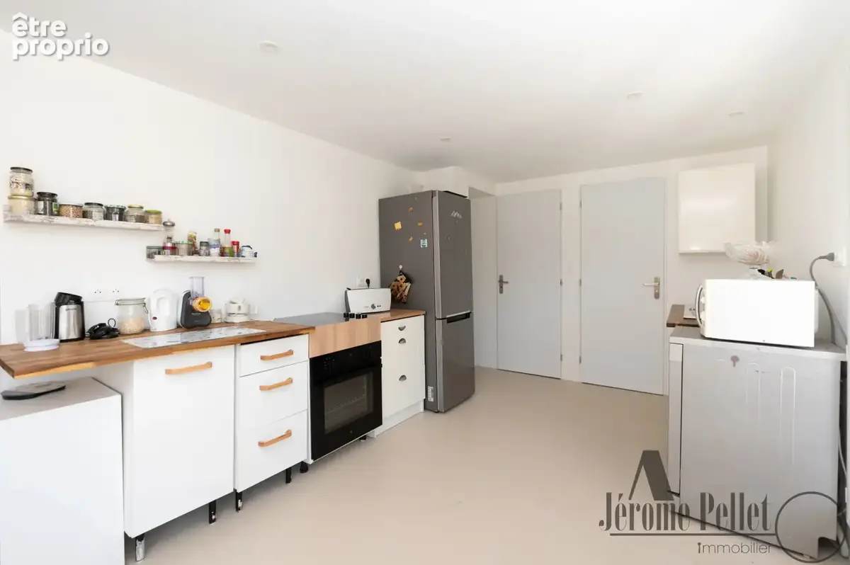 Appartement esprit maison entièrement rénové avec jardin exceptionnel de 400 m2 - Hauteurs de Chasse-Sur-Rhône - photo 6