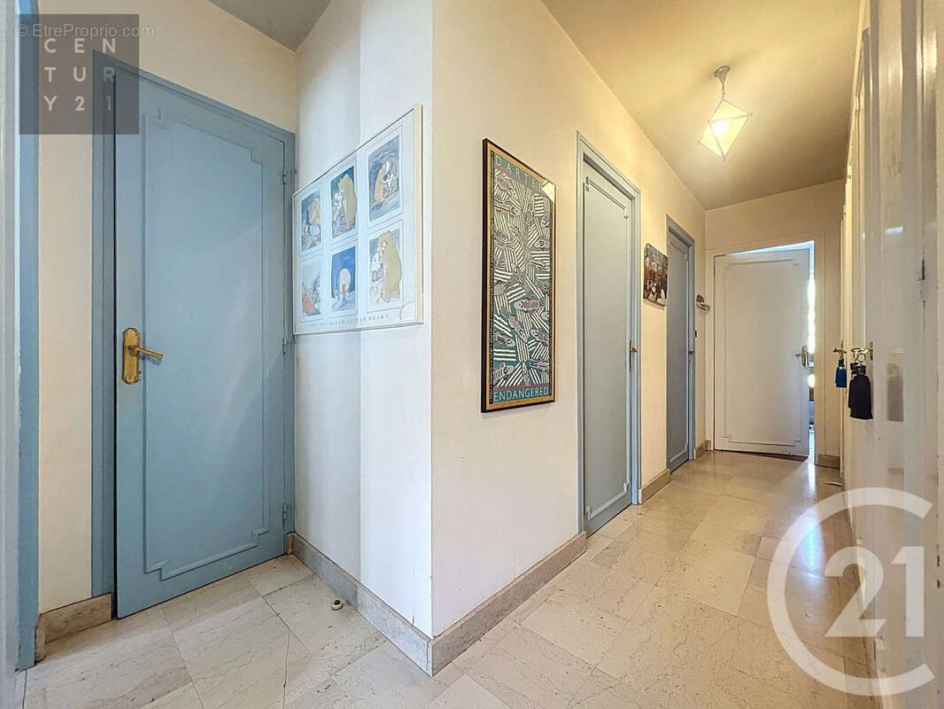 Maison 217 m² à Troyes  - photo 9