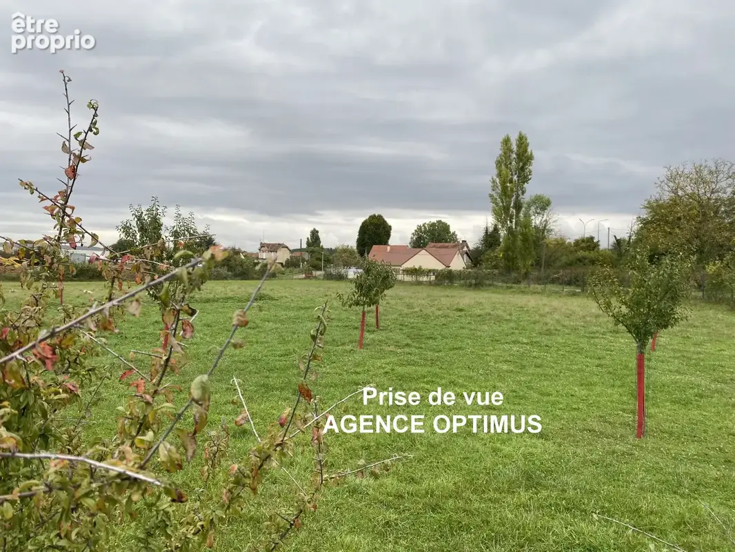 LOCAL PROFESSIONNEL + STOCKAGE - 1170 m2 bâtis sur 5886m2 de terrain - photo 22