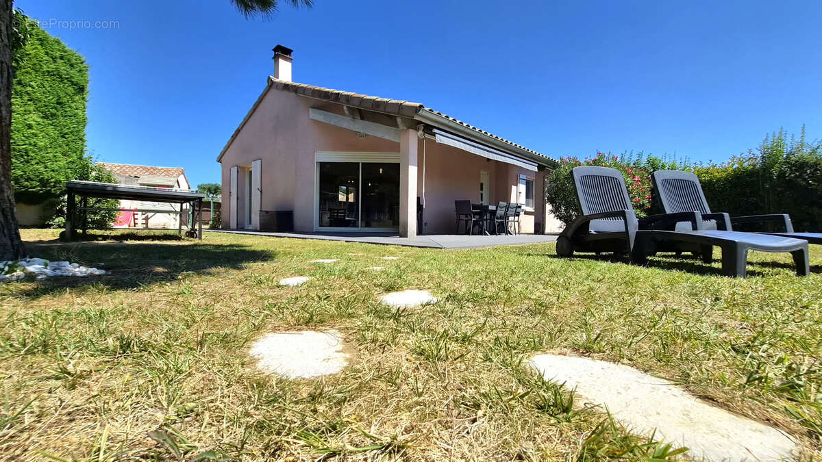 Maison à CHARPEY