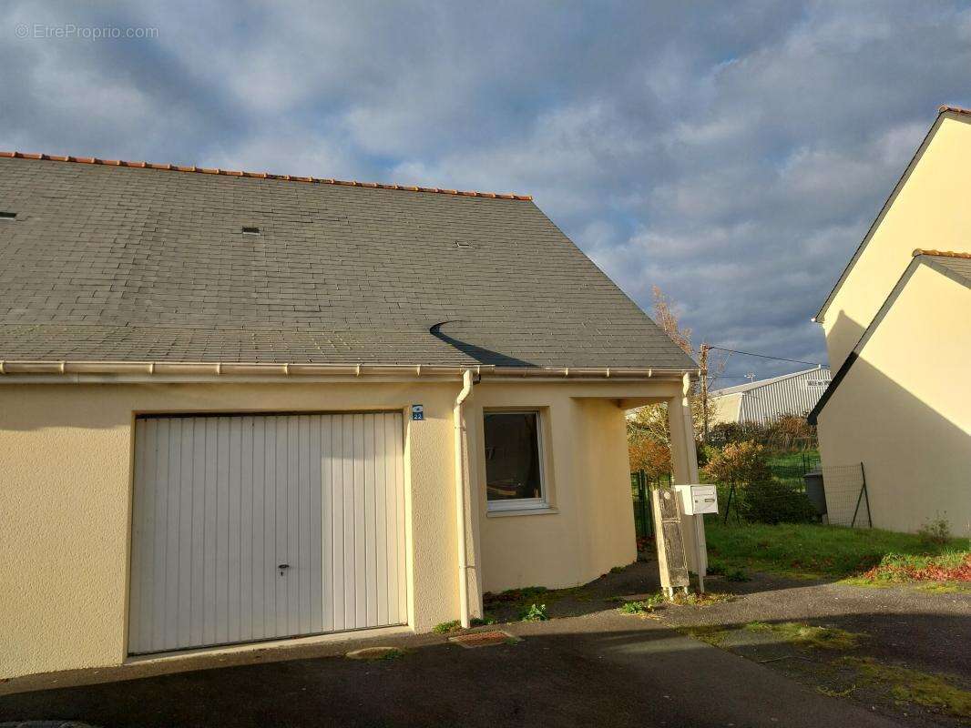 Maison à AVESSAC
