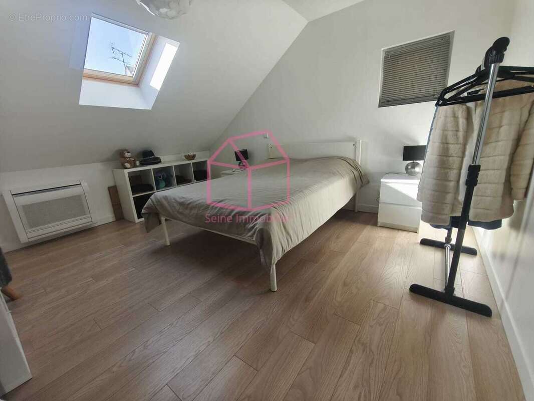 Maison à CHOISY-LE-ROI