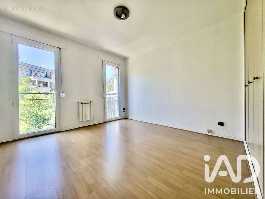 Appartement 69 m² à Saint-Etienne  - photo 5