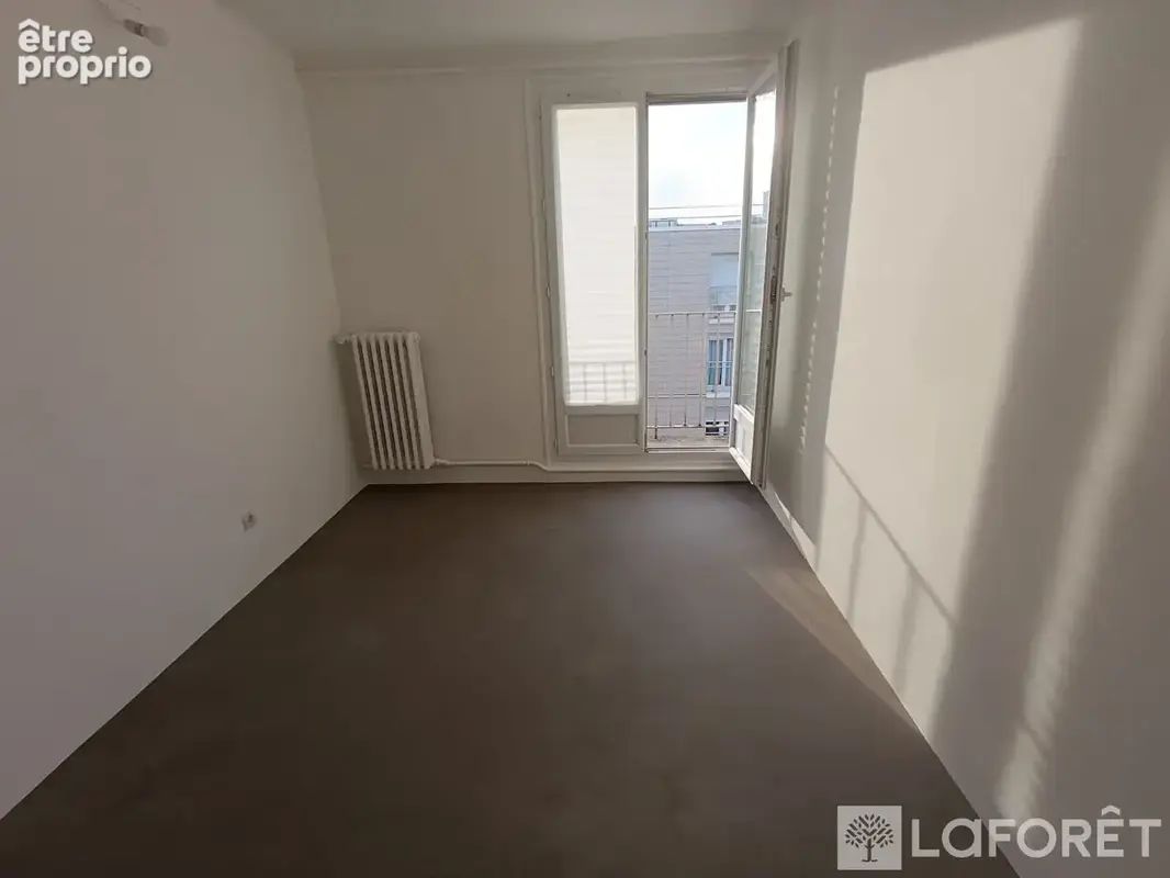 Livry-gargan ? 4 pièces 69 m² ? 3 chambres ? dernier étage ? balcon ? box ? cave - photo 8