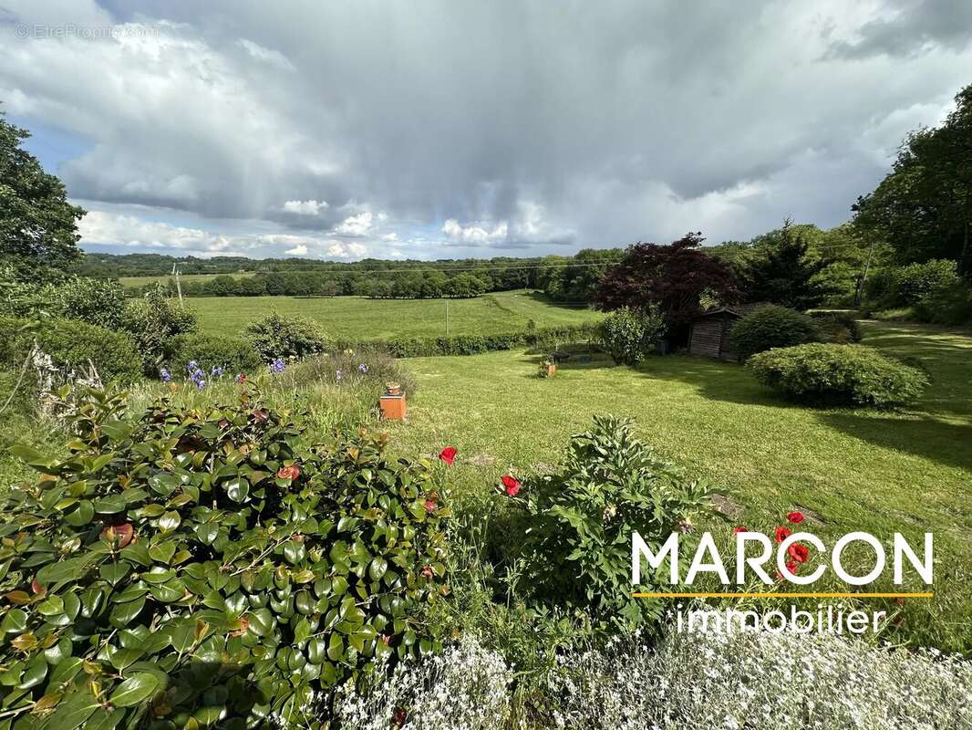 Appartement à VAREILLES