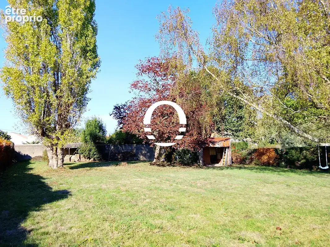 Terrain à LA PLAINE-SUR-MER