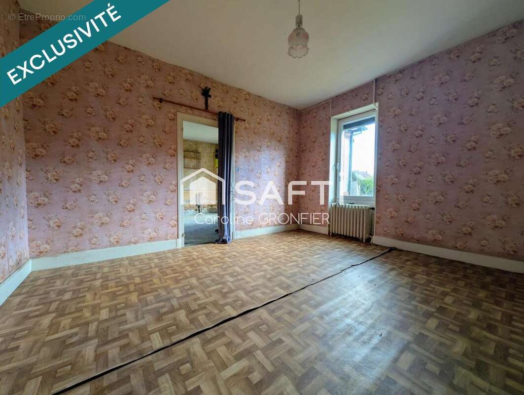 Photo 6 - Maison à PALINGES