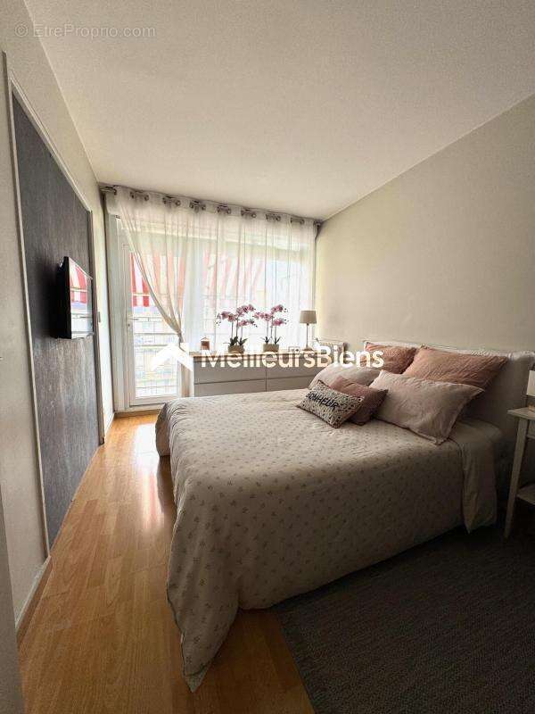 Appartement à LIVRY-GARGAN