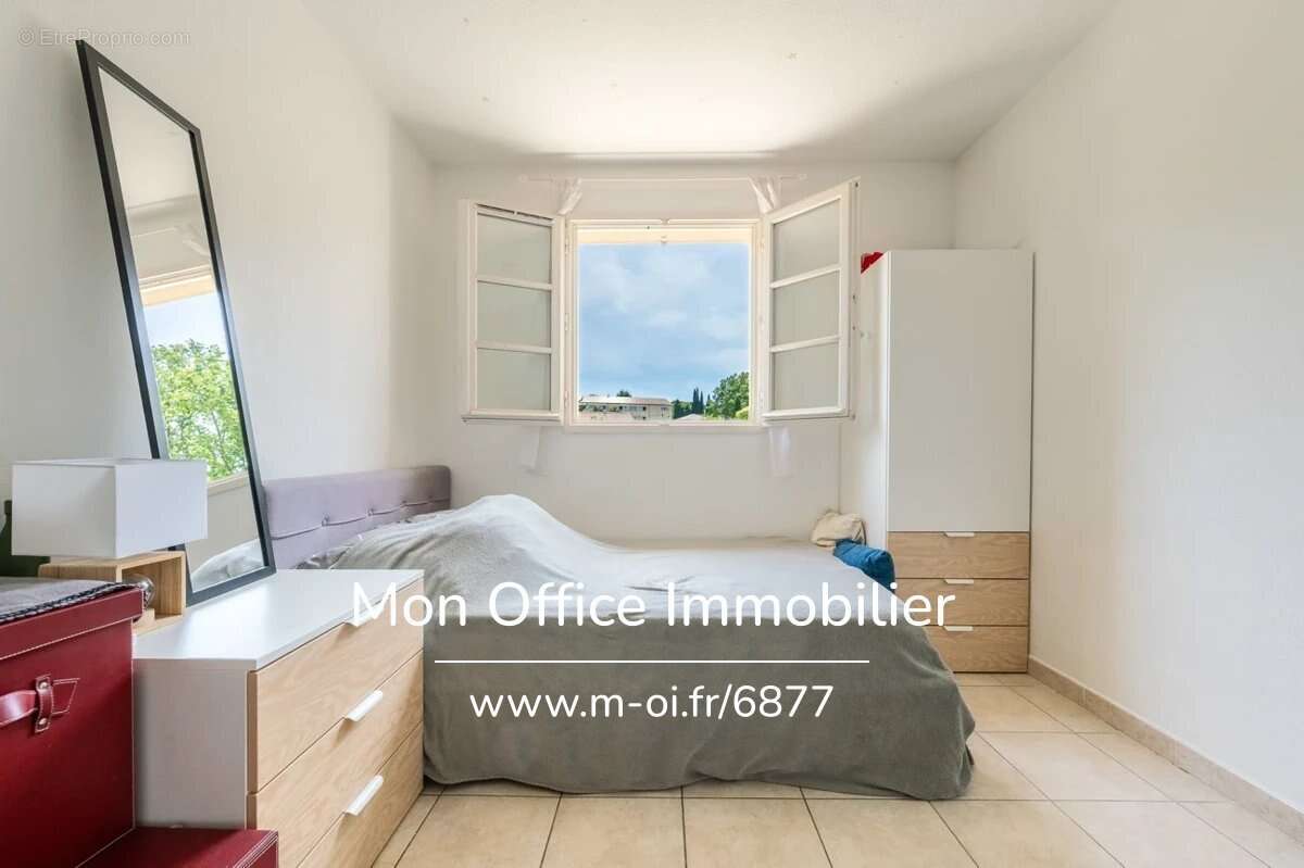 Référence : 6877-PAN. - Appartement 3 pièces de 68 m2 avec terrasse + box - photo 4