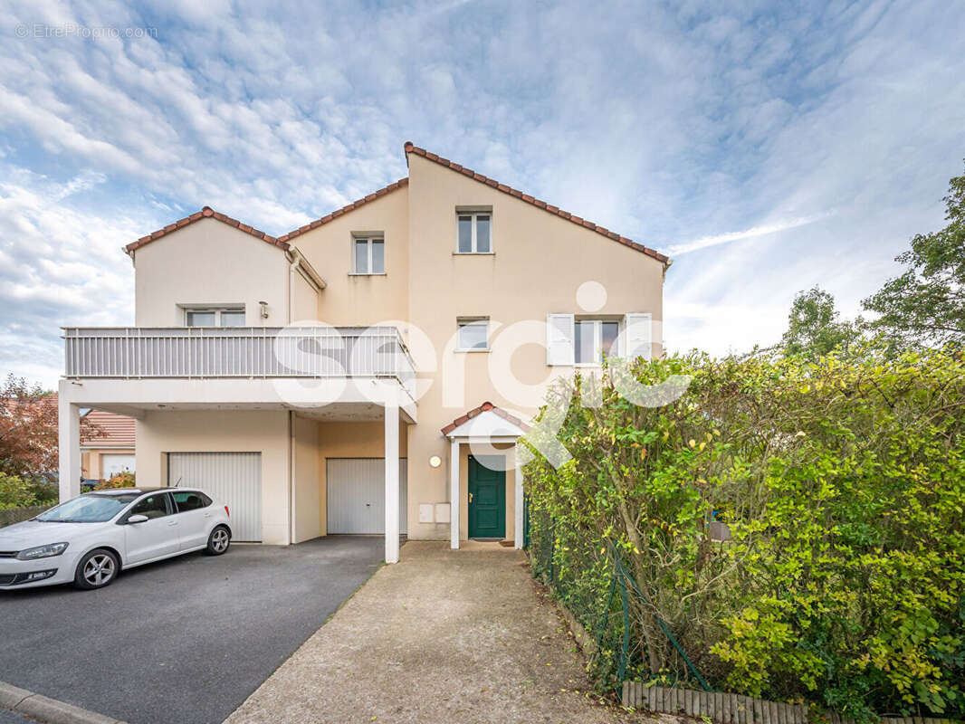 Appartement à MONTEVRAIN