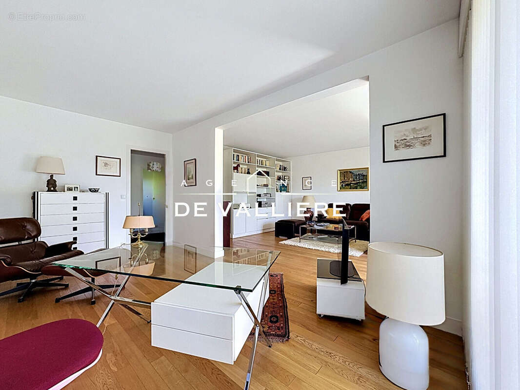Appartement à RUEIL-MALMAISON